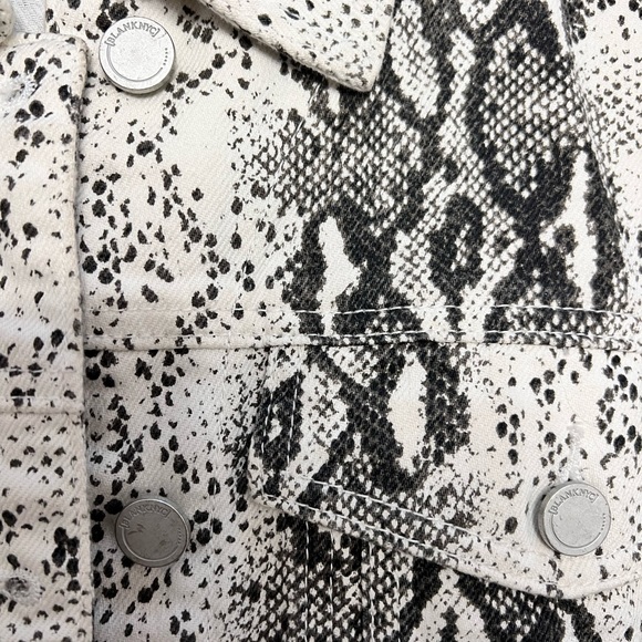 Sanke print jean jacket - Picture 4 of 5